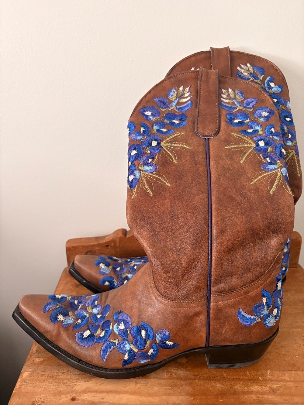 Old Gringo Brown Leather Boots with Blue Floral Embroidery